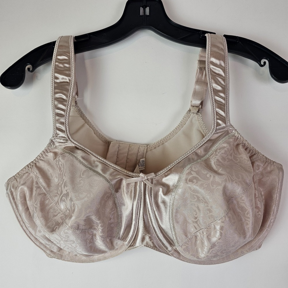 BALI‎ Size 42C Beige Minimizer Satin Tracings Comfort Strap Underwire Bra 3562